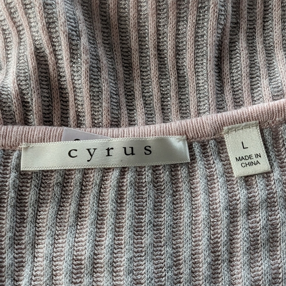 Sleeveless cardigan - Picture 5 of 5